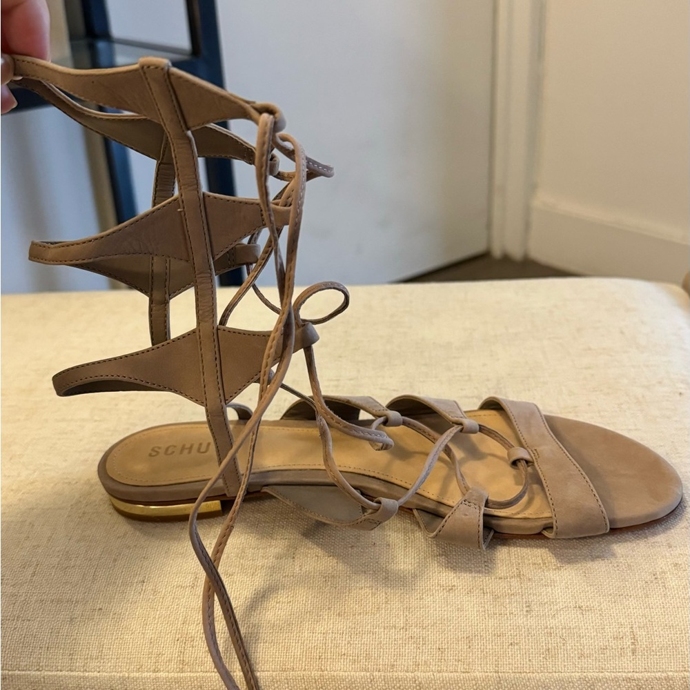SCHUTZ Tan Gladiator Sandals with Lace-Up Design